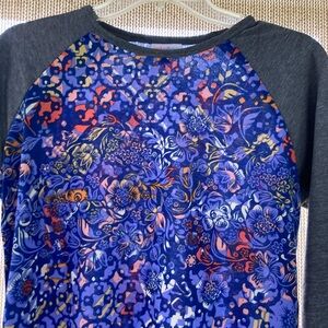 Lularoe Randy baseball Tshirt